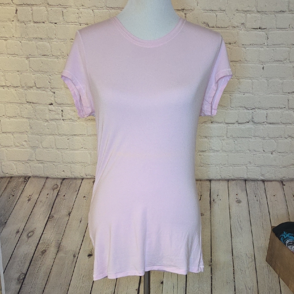 ALO Yoga Soft Pink Short Sleeve Tee